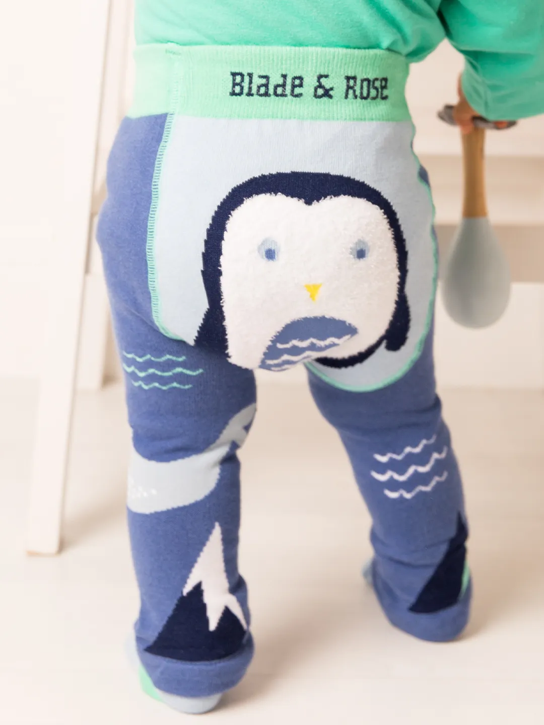 Arctic Friends Leggings