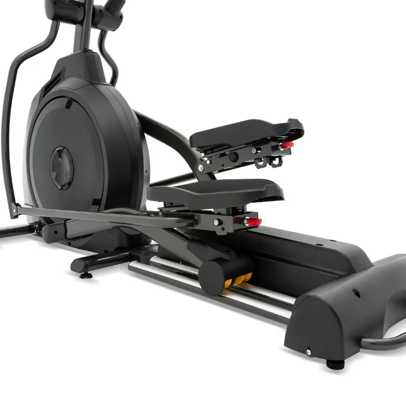 Spirit XE395 Elliptical Machine